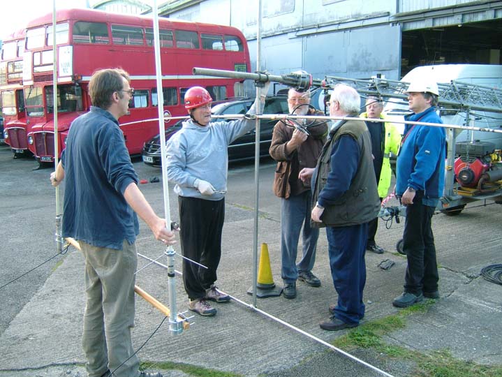 Click to Return �g4oar 2005